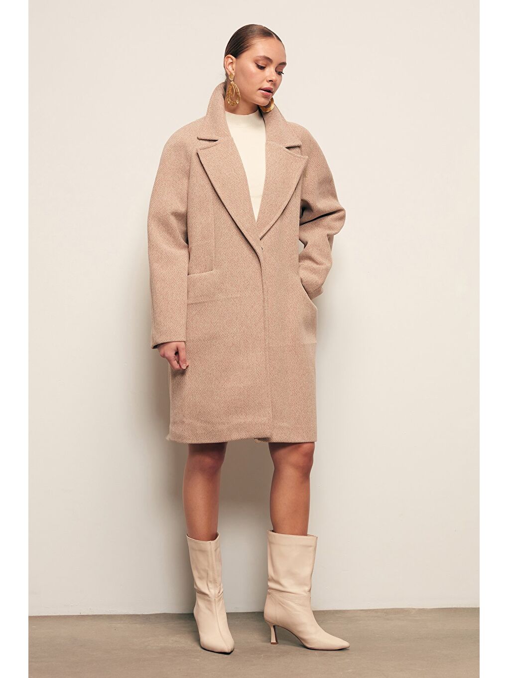 Kahverengi Cepli Kısa Kaban - Camel