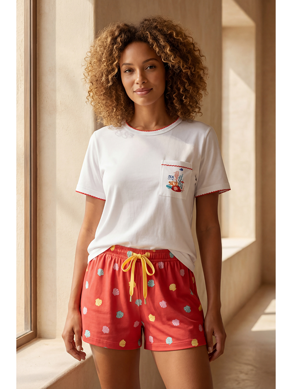 Beyaz Kadın Sea La Vie Denizaltı Baskılı Şortlu Pijama Takımı