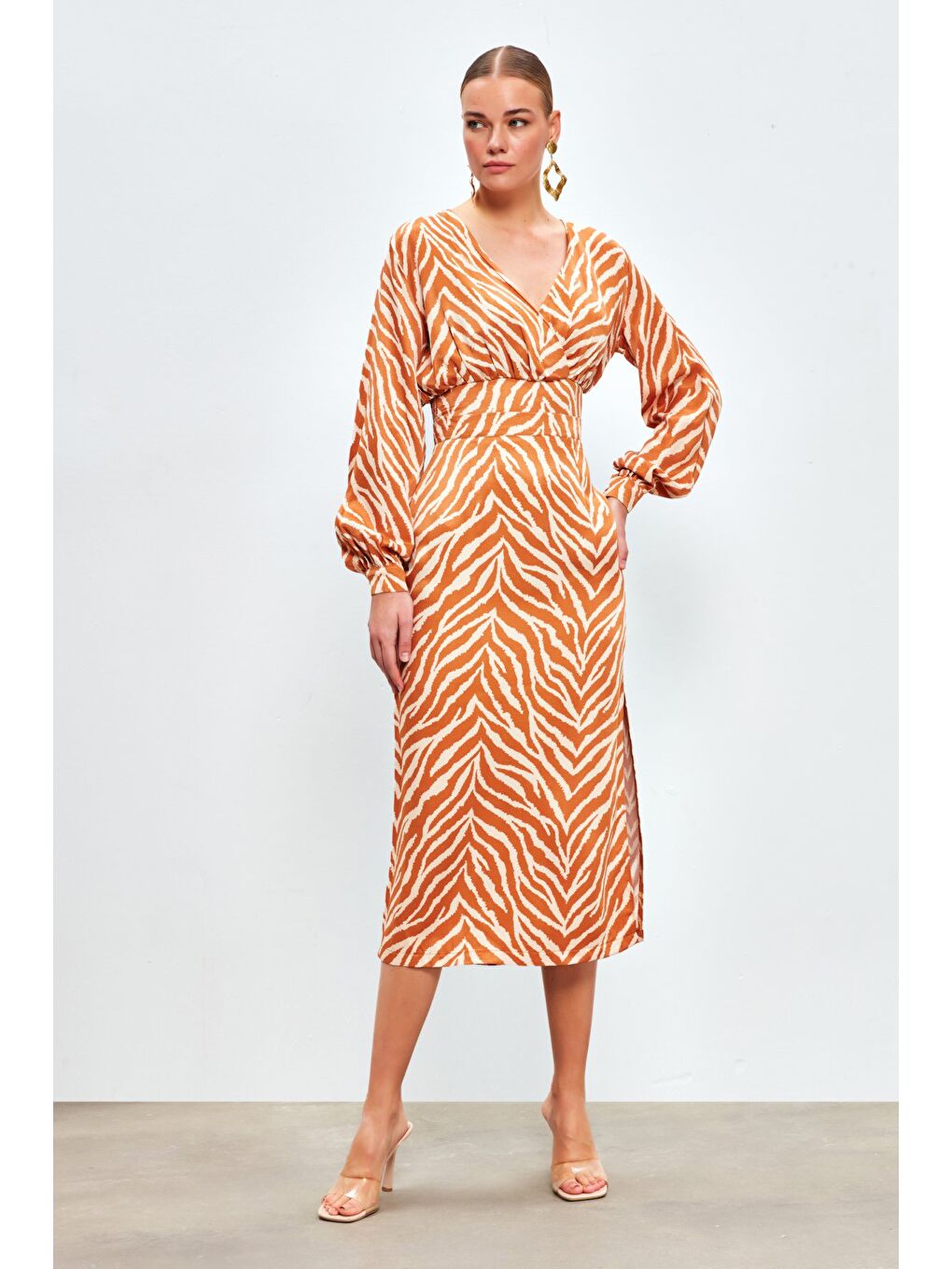 Kahverengi Zebra Desenli Saten Etek - Camel-3