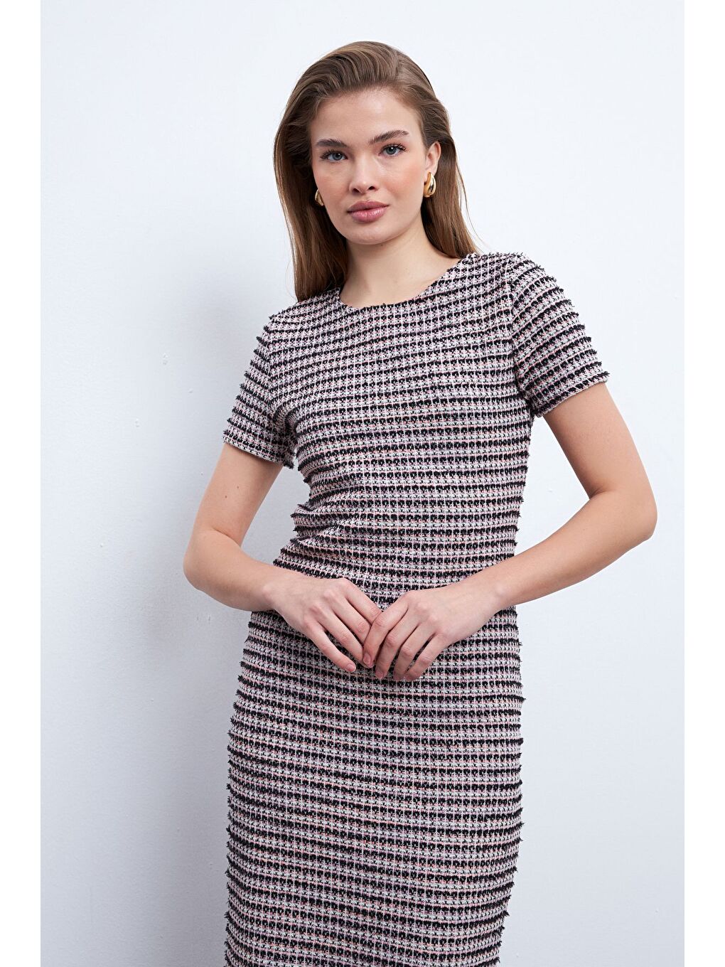 Karışık Kısa Kollu Ekose Desen Tüvit Kumaş Bisiklet Yaka Mini Boy Elbise-5