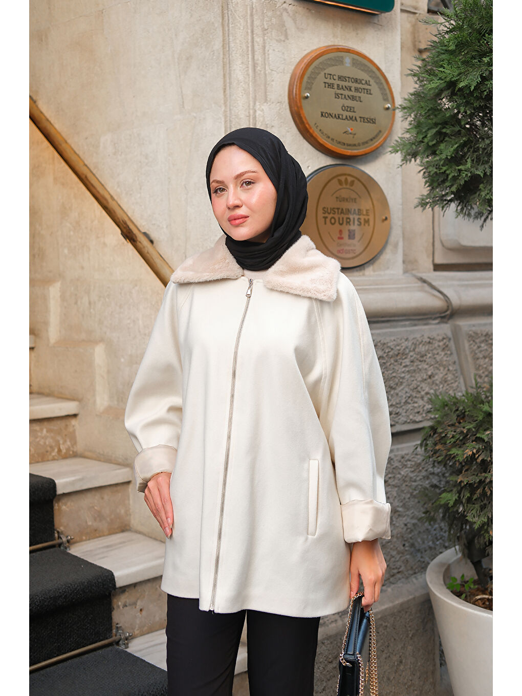 Ekru Kadın Pelüş Yaka Ceket Krem-3