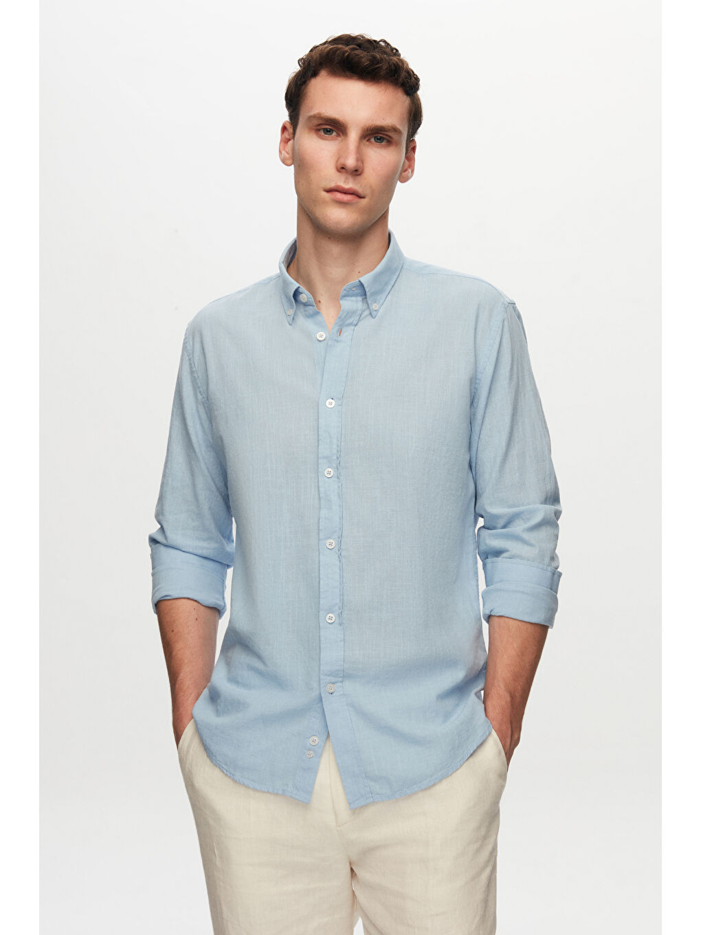 Slim Fit Mavi Düğmeli Yaka %100 Pamuk Yazlık Flamlı Keten Görünümlü Gömlek-1