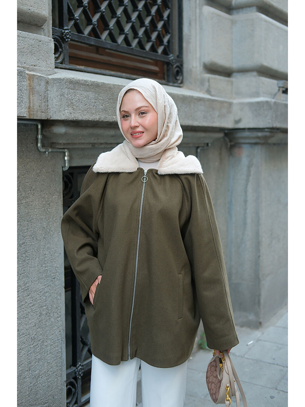 Kadın Pelüş Yaka Ceket Yeşil-3