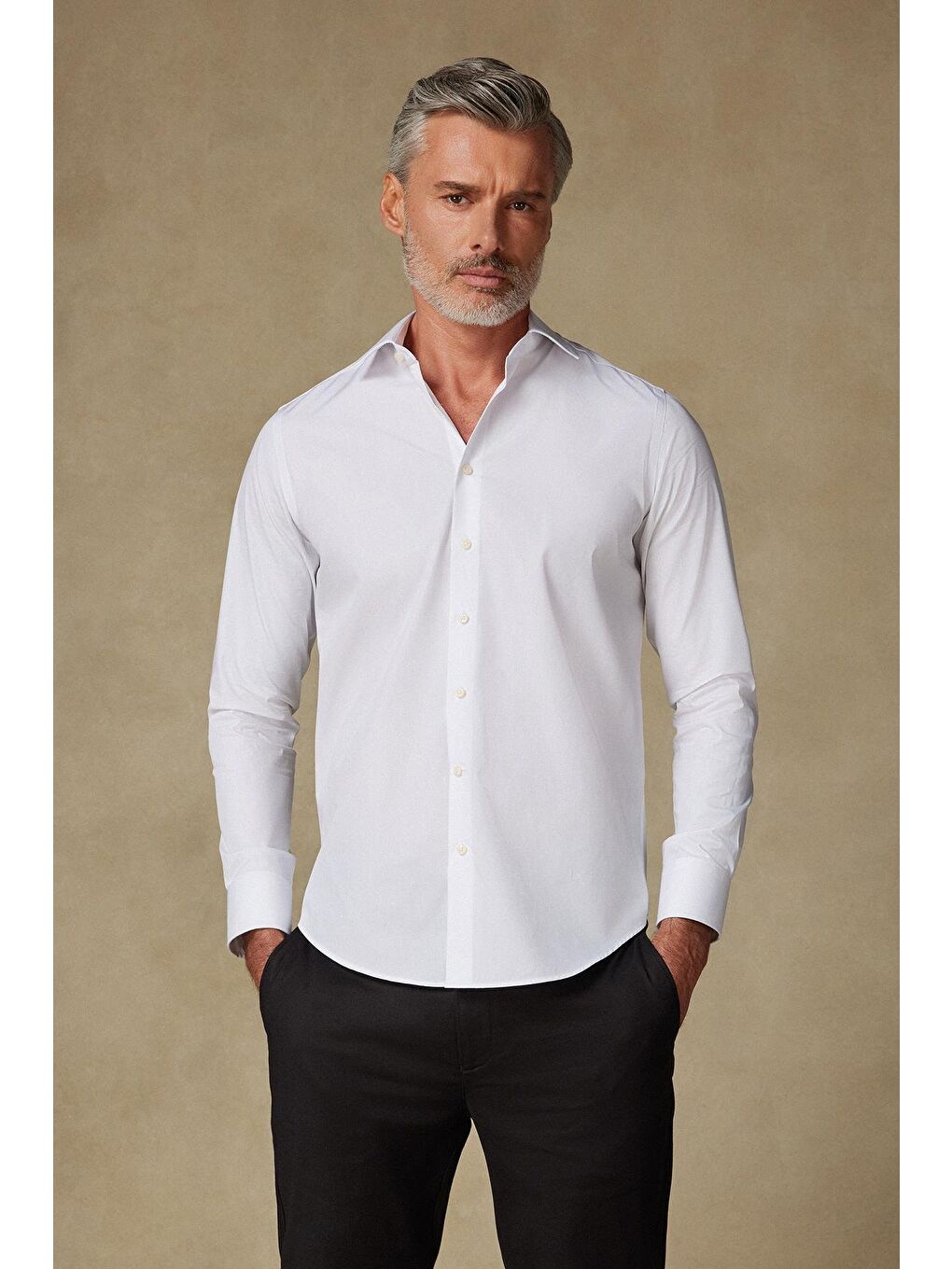 Bb Club Oscar Poplin Pamuk Polyester Slim Fit Beyaz Klasik Yaka Erkek Düz Gömlek