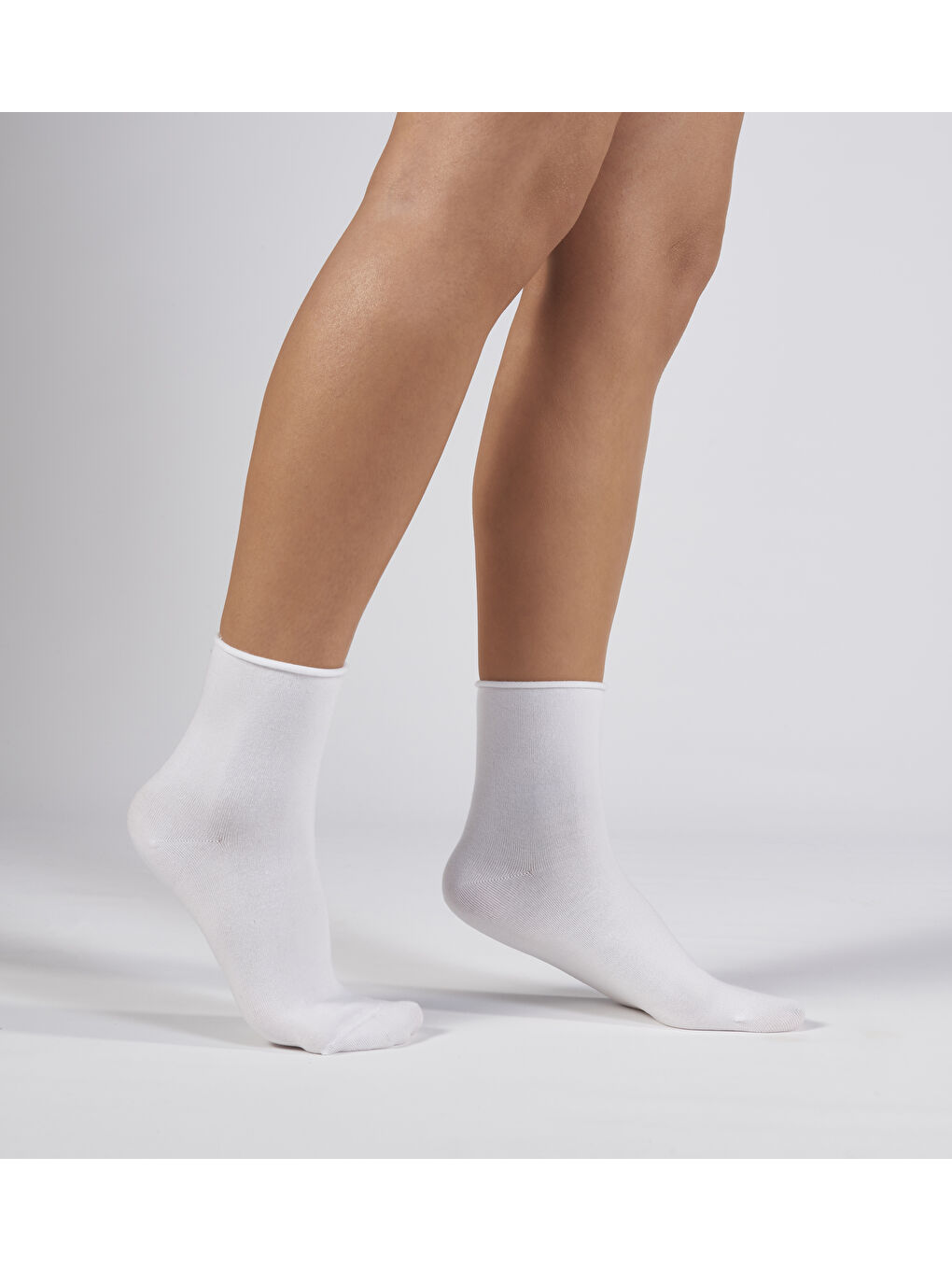3’lü Paket Beyaz Modal Lastiksiz Dikişsiz Kadın Quarter Yarım Soket Çorap 36-41-1