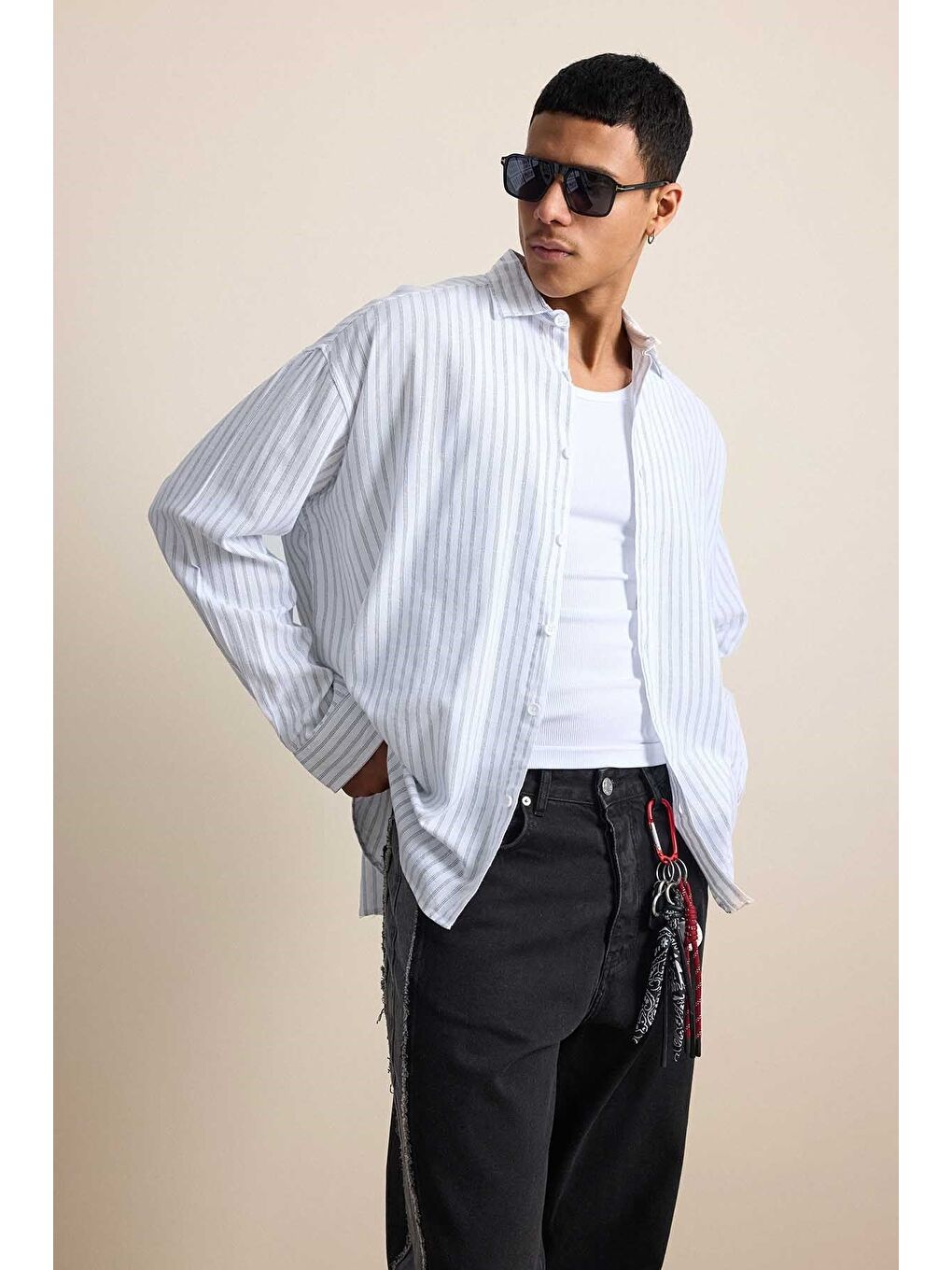 Erkek Oversize Çizgili Keten Karışımlı Gömlek Beyaz-4