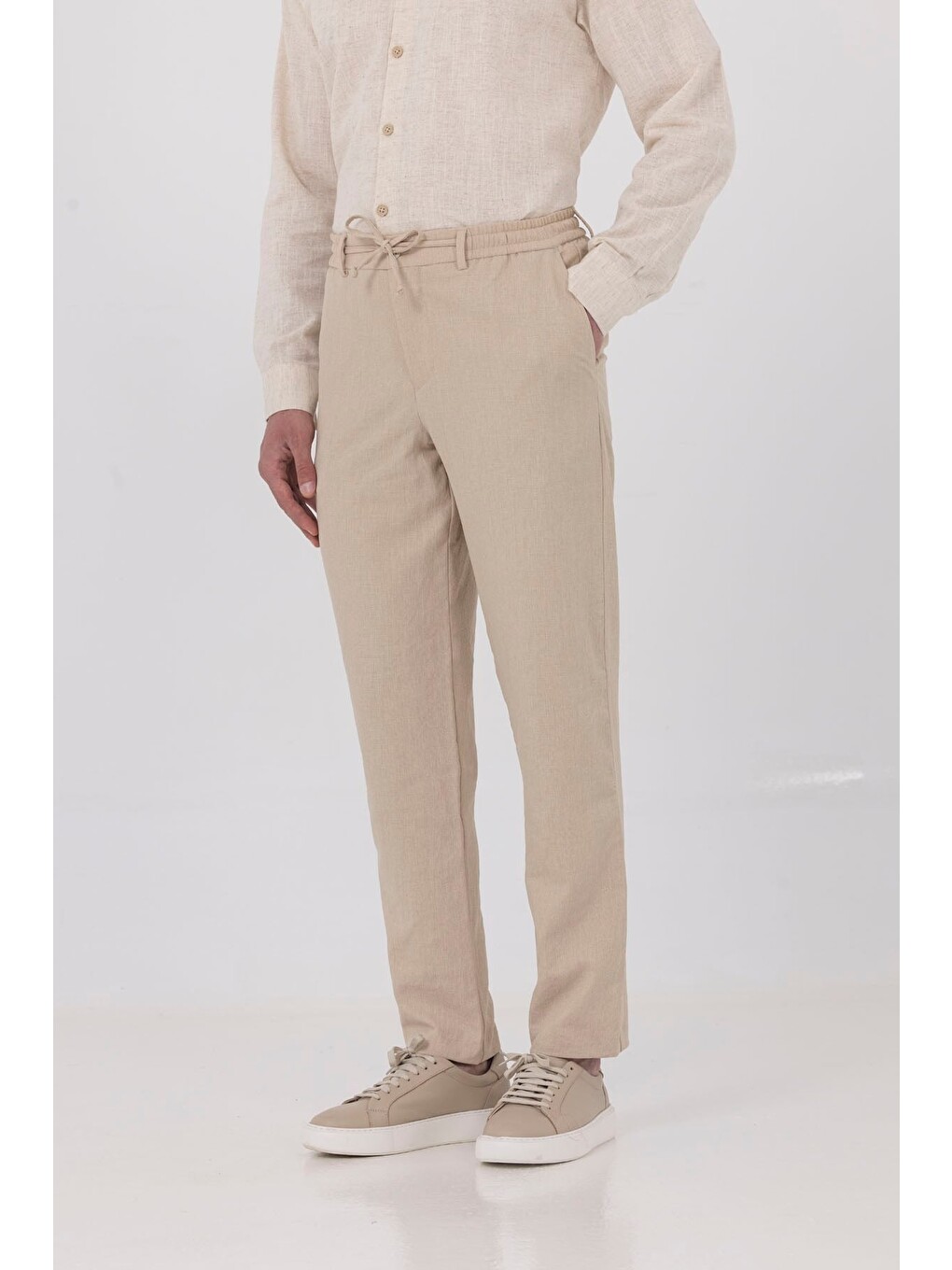 Bej Keten Görünümlü Arka Lastikli Köprü Kemerli Bağcıklı Regular Fit Jogger Pantolon-2
