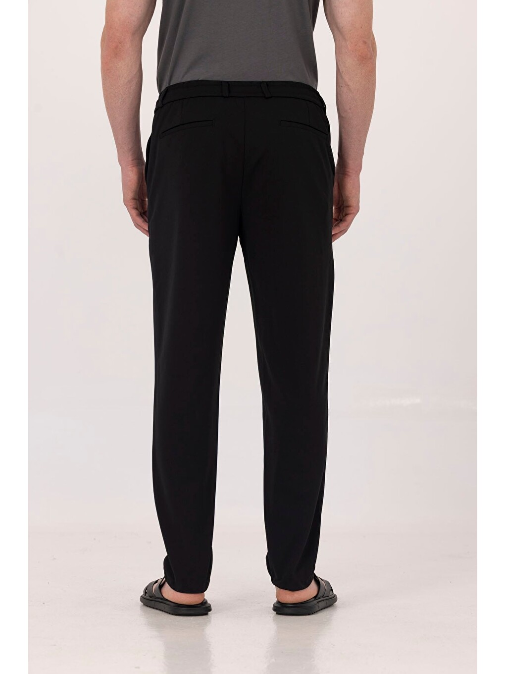 Siyah Keten Görünümlü Arka Lastikli Köprü Kemerli Bağcıklı Regular Fit Jogger Pantolon-4