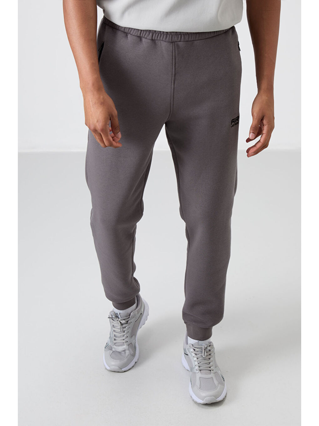 Cesar Koyu Gri Fermuar Cepli Şardonlu Jogger  Erkek Jogger Eşofman Altı - 84929-1