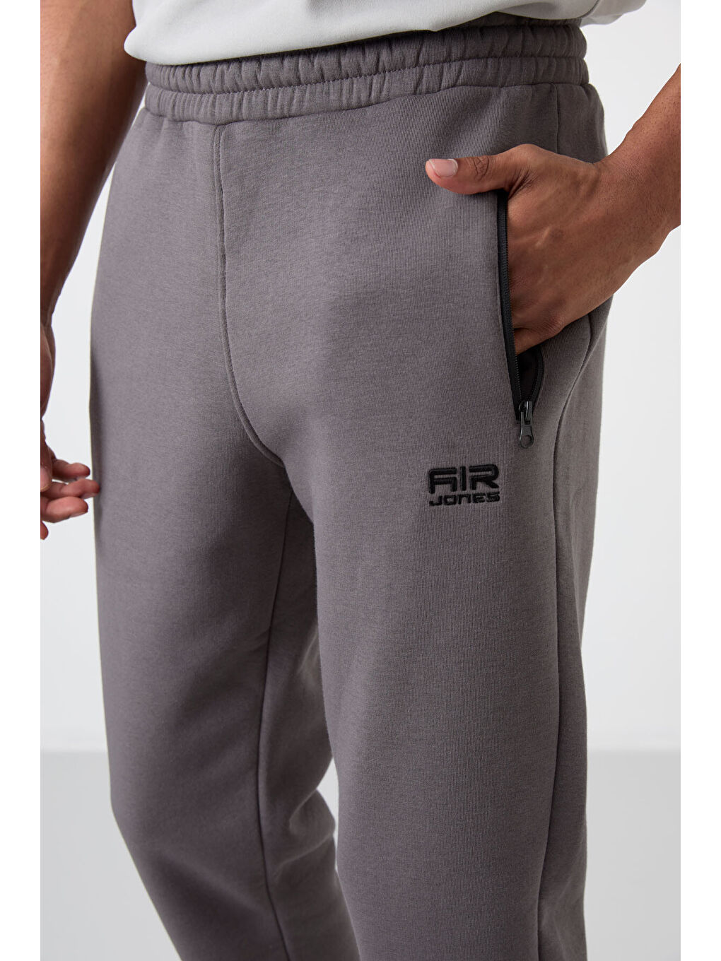 Cesar Koyu Gri Fermuar Cepli Şardonlu Jogger  Erkek Jogger Eşofman Altı - 84929-3