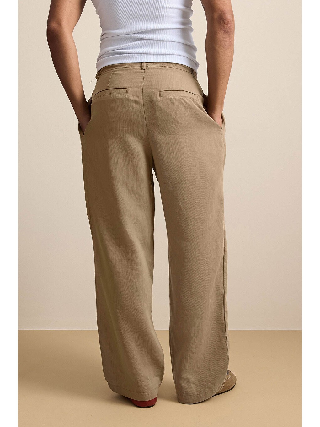 Erkek Baggy Fit Asimetrik Pileli Lyocell Pantolon Bej-6