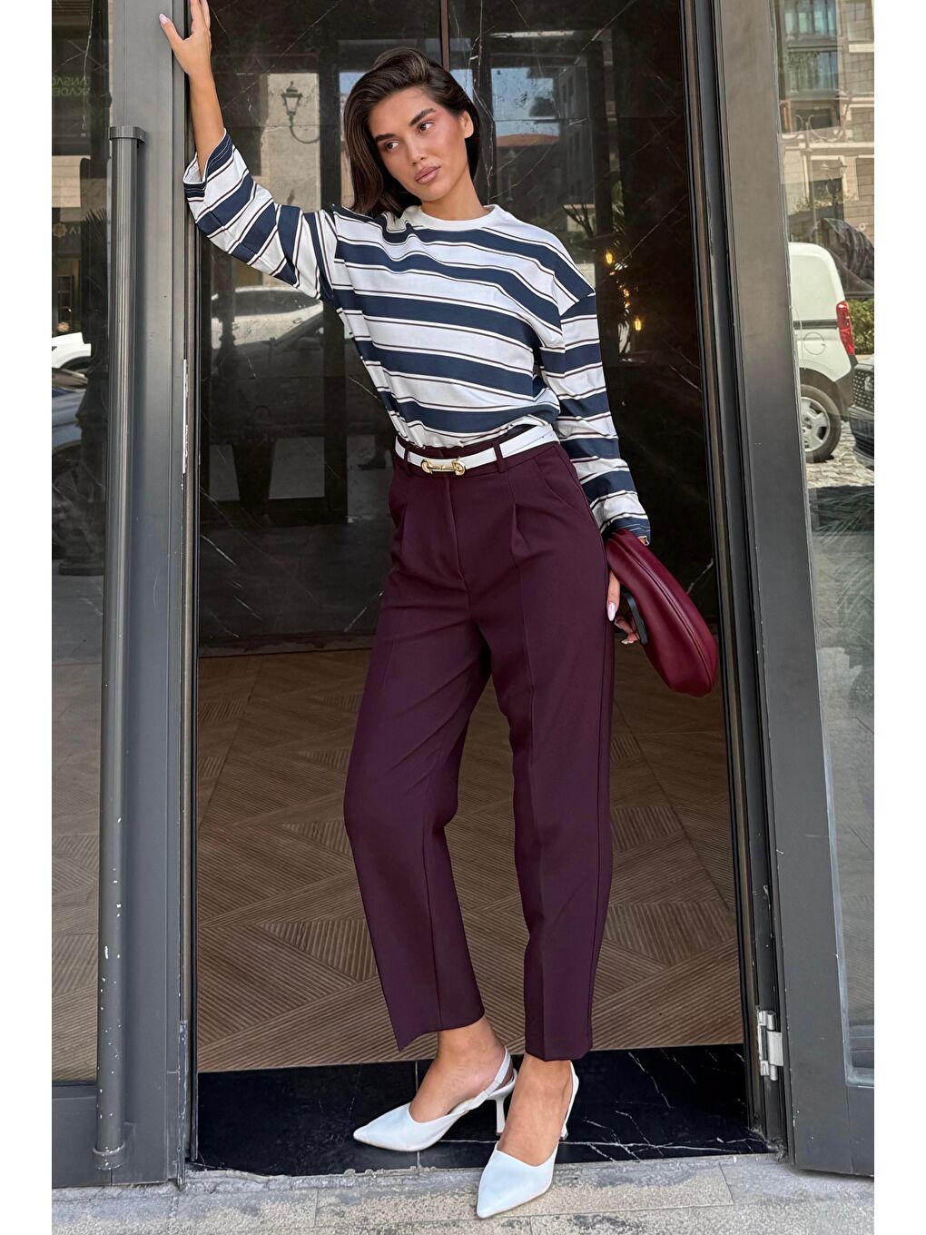 Mürdüm Yüksek Bel Pileli Kadın Kumaş Pantolon Mg2507-1