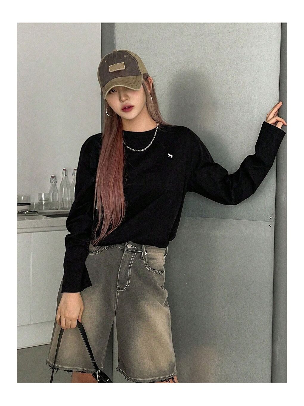 Siyah Bisiklet Yaka Uzun Kollu Kadın Tişört-2