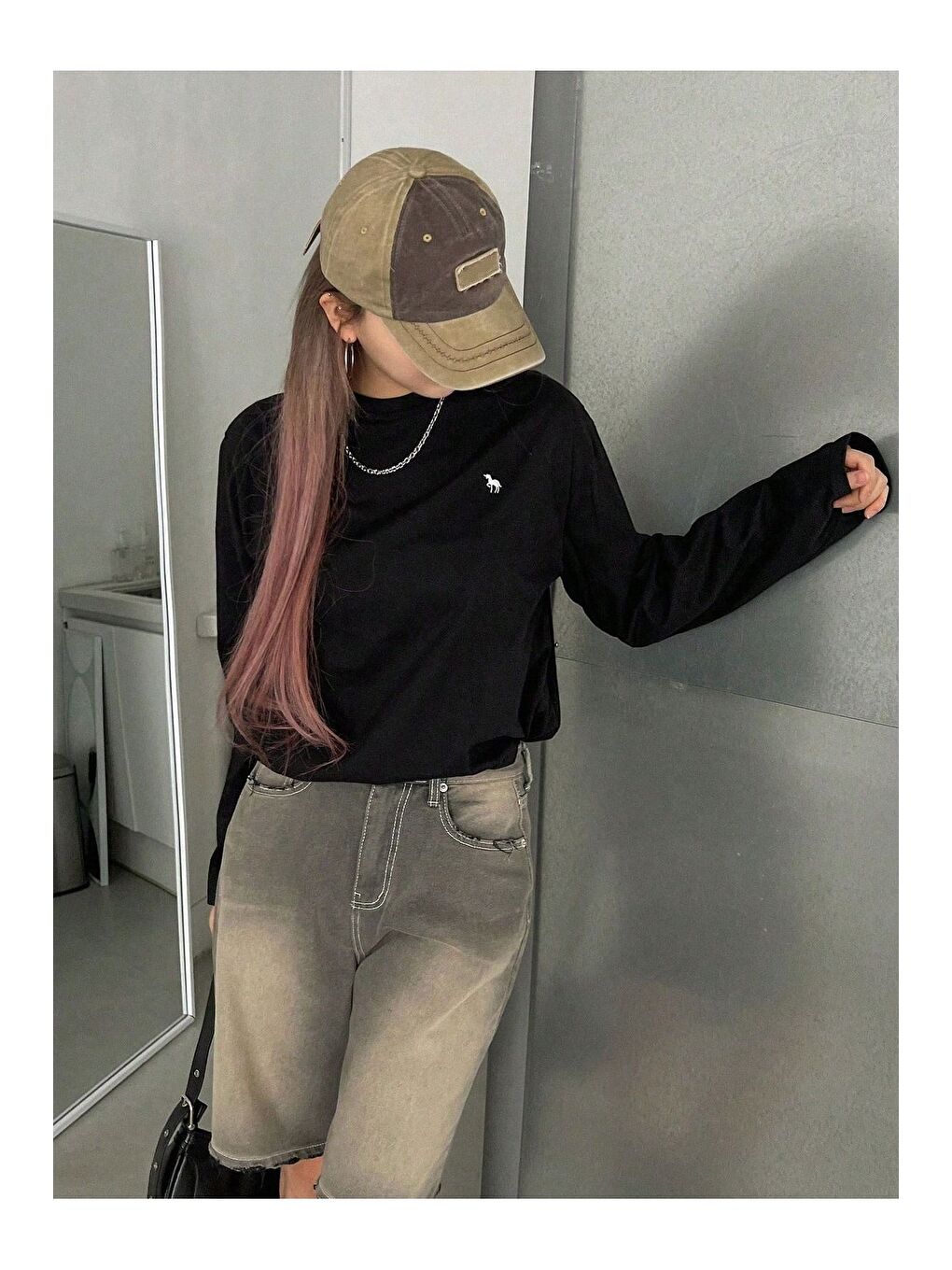 Siyah Bisiklet Yaka Uzun Kollu Kadın Tişört-3