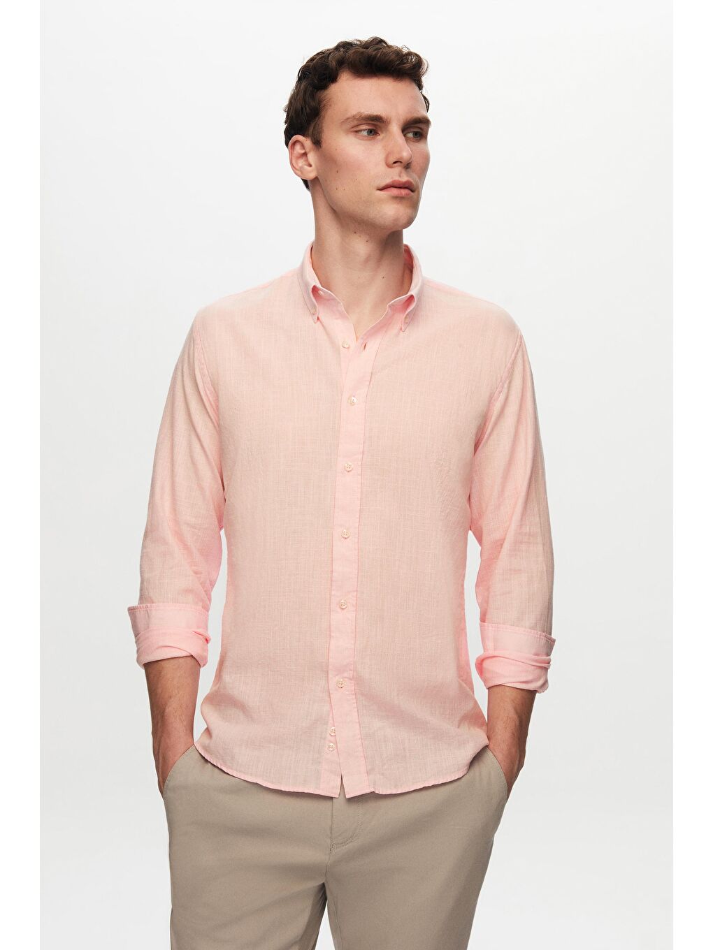 Slim Fit Pembe Düğmeli Yaka %100 Pamuk Yazlık Flamlı Keten Görünümlü Gömlek-1