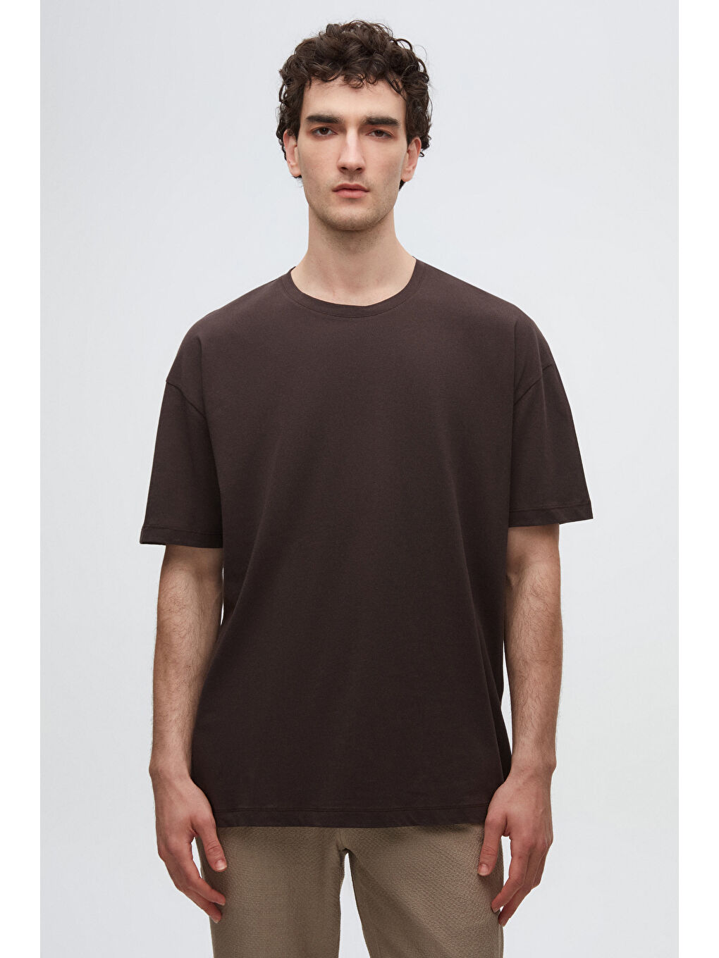 Oversize Kahverengi Bisiklet Yaka %100 Pamuk Tişört