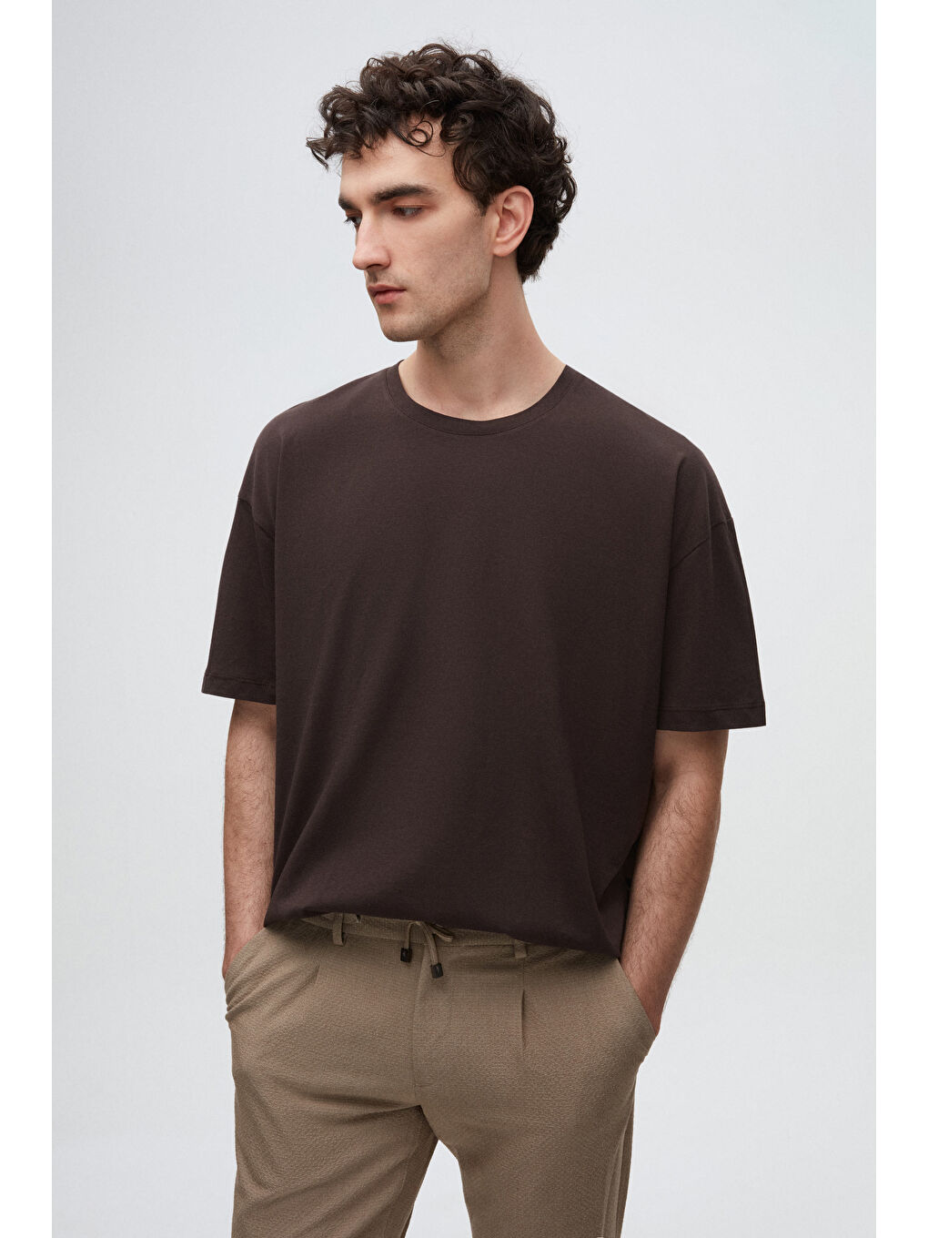 Oversize Kahverengi Bisiklet Yaka %100 Pamuk Tişört-1