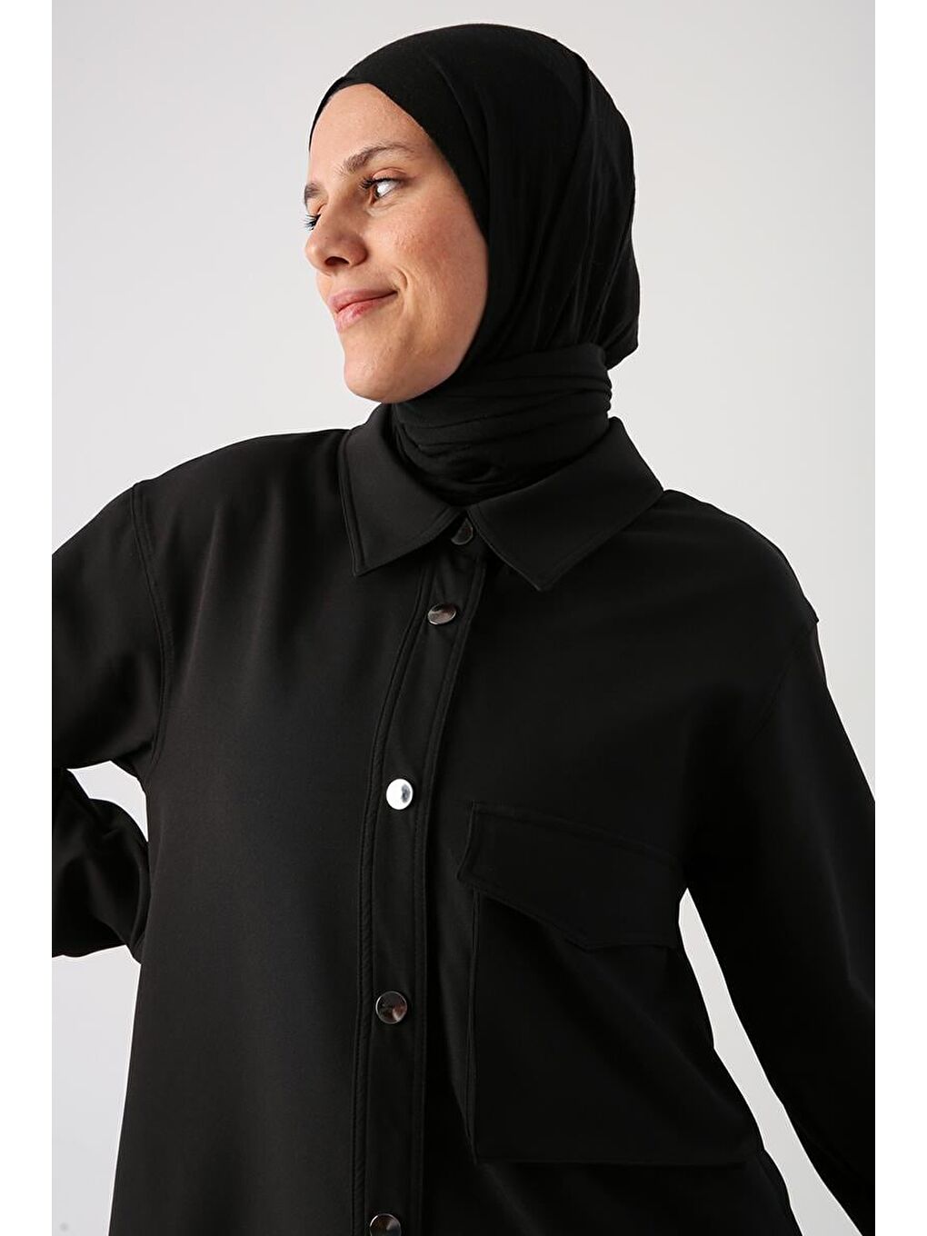 Siyah-Tek Cepli Çıtçıtlı Gömlek Tunik