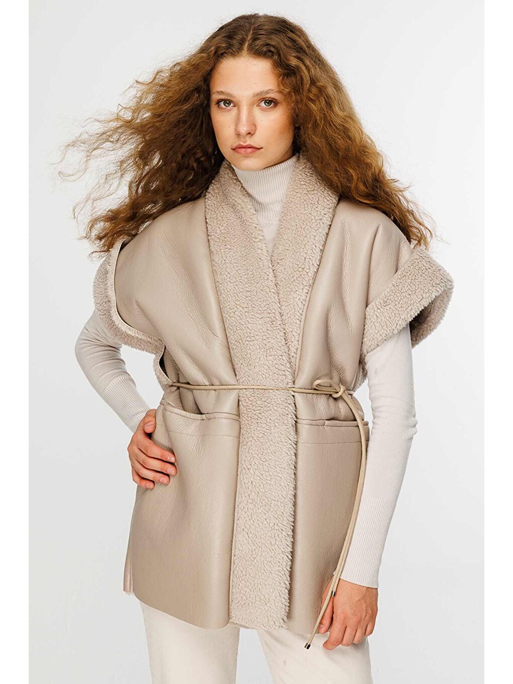 Bej Şal Yaka Kürklü Deri Yelek - Taş-2