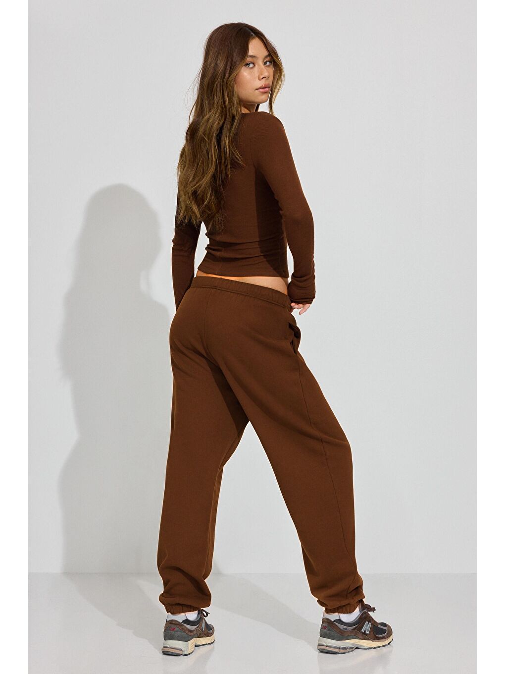 Kahverengi Paçası Manşetli Cepli Kadın Eşofman Altı Mg2540-3