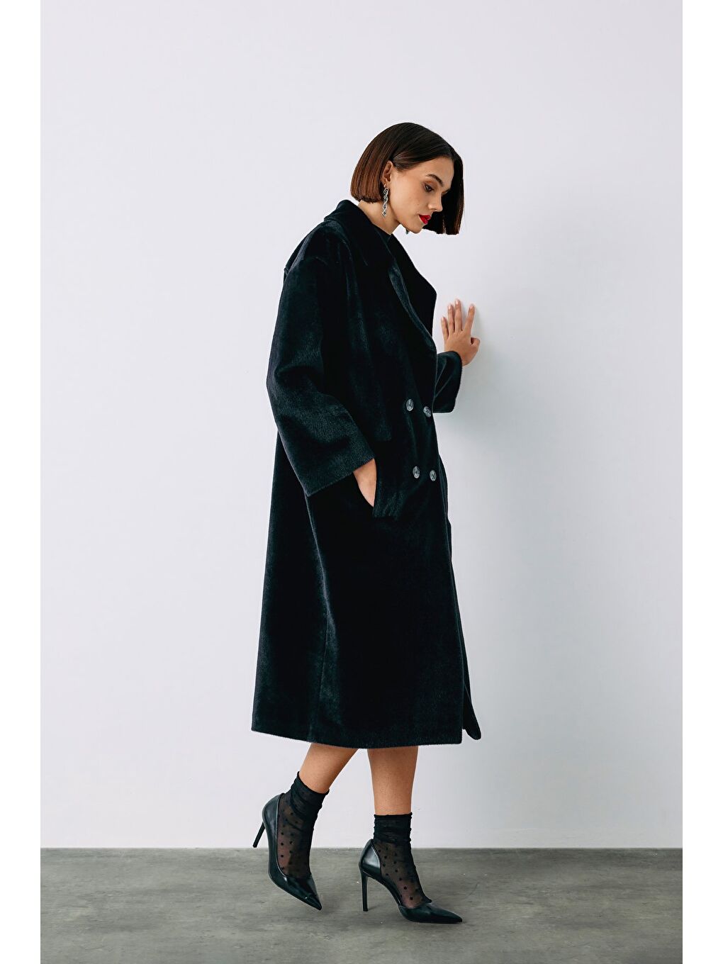 Düğmeli Kaşe Kaban - Siyah-3