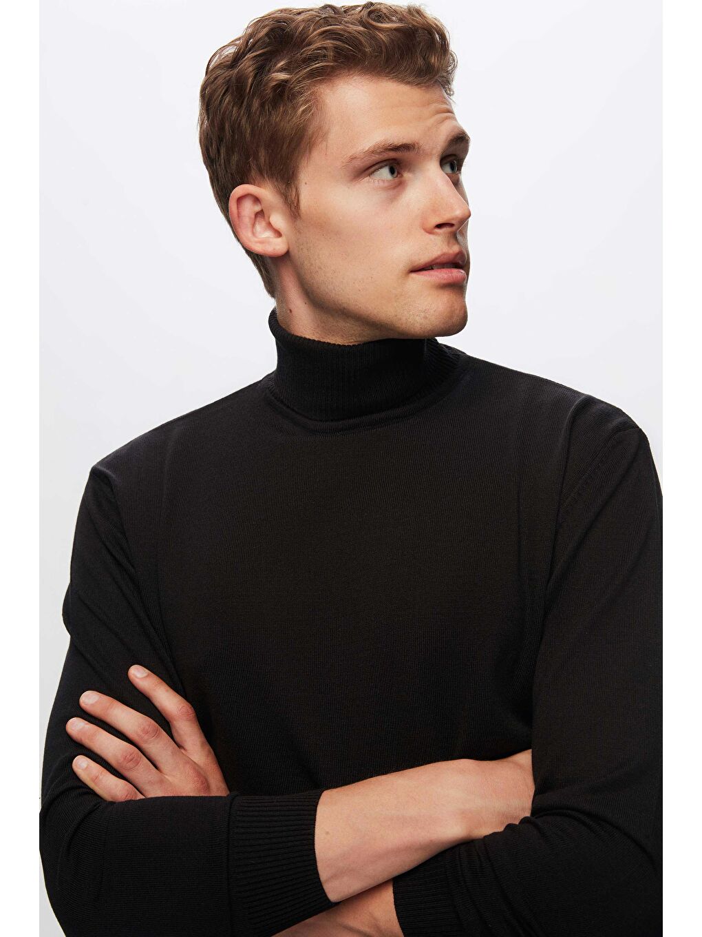 Regular Fit Siyah Pamuk Karışımlı Balıkçı Yaka Triko Kazak-1