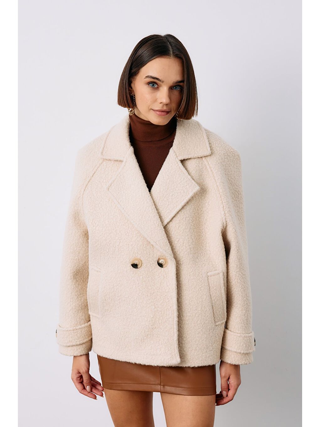 Bej Buklet Kısa Kaban - Taş-1