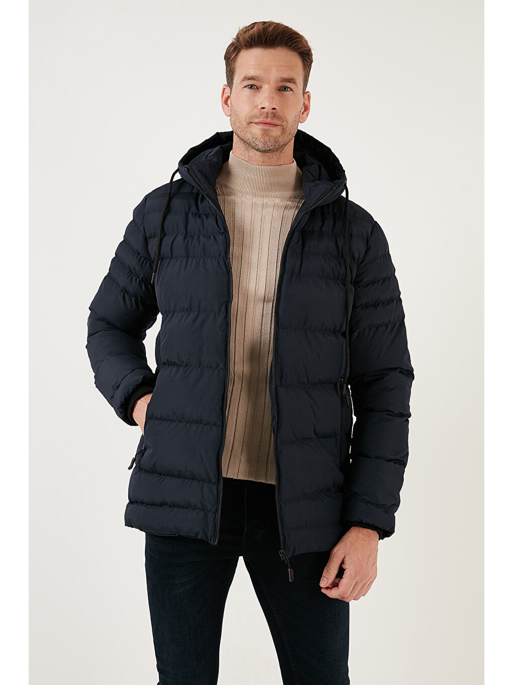 Lacivert Su İtici Slim Fit Soğuğa ve Rüzgara Dayanıklı Kapüşonlu Şişme Erkek Mont 649005-5