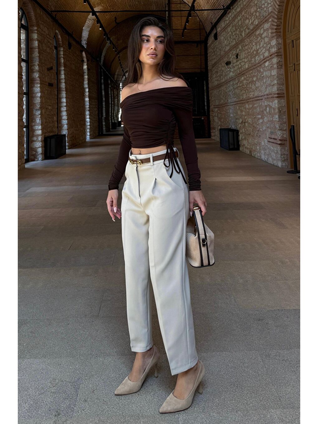 Bej Taş Rengi Yüksek Bel Pileli Kadın Kumaş Pantolon Mg2507-6