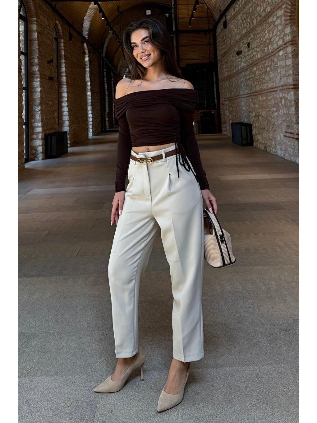 Bej Taş Rengi Yüksek Bel Pileli Kadın Kumaş Pantolon Mg2507-8