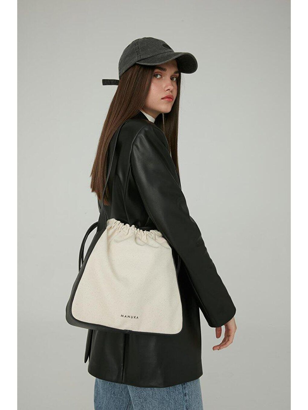 Büzgülü Kanvas Çanta Siyah-3