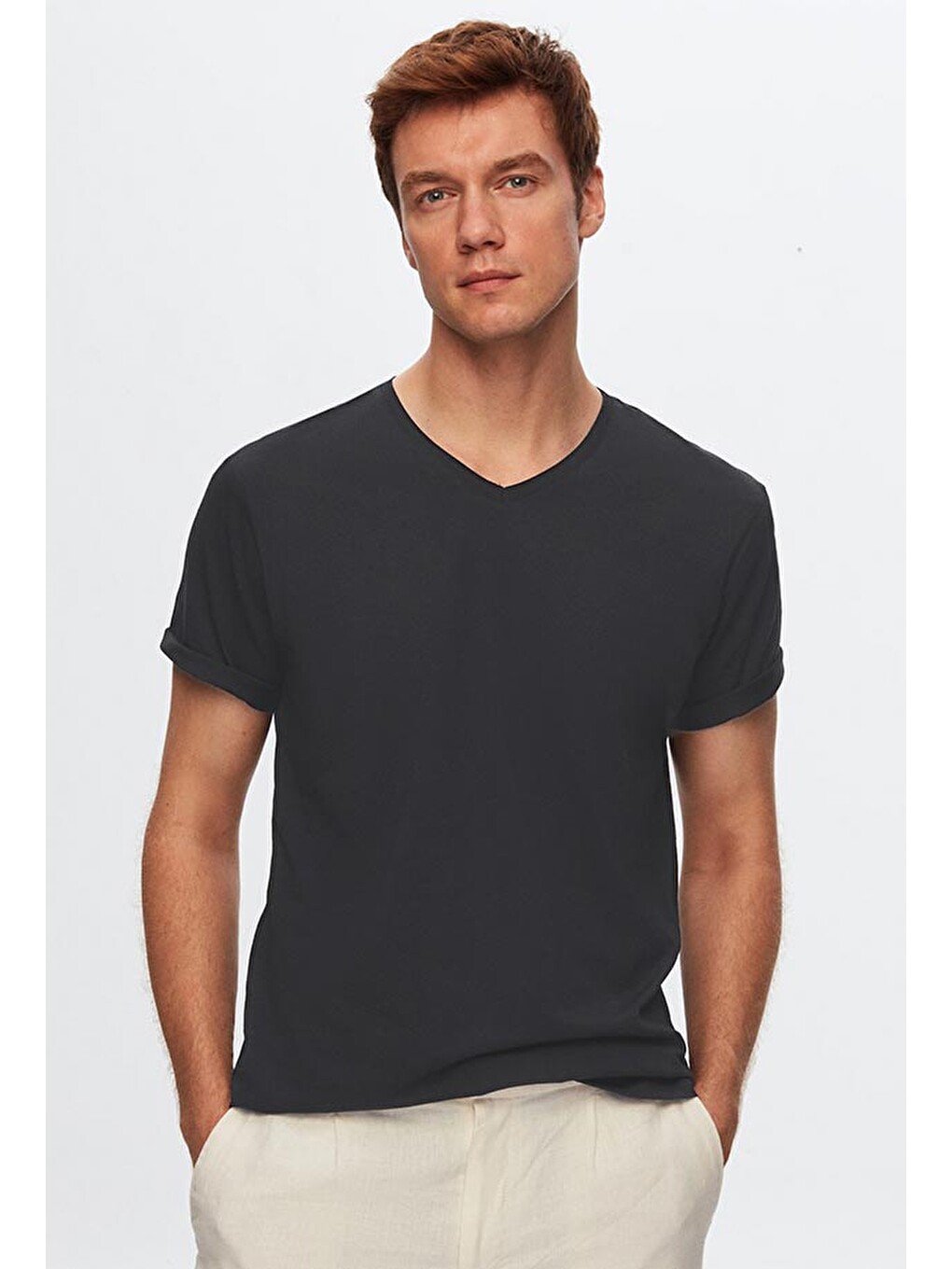 Slim Fit Antrasit V Yaka %100 Pamuk Tişört