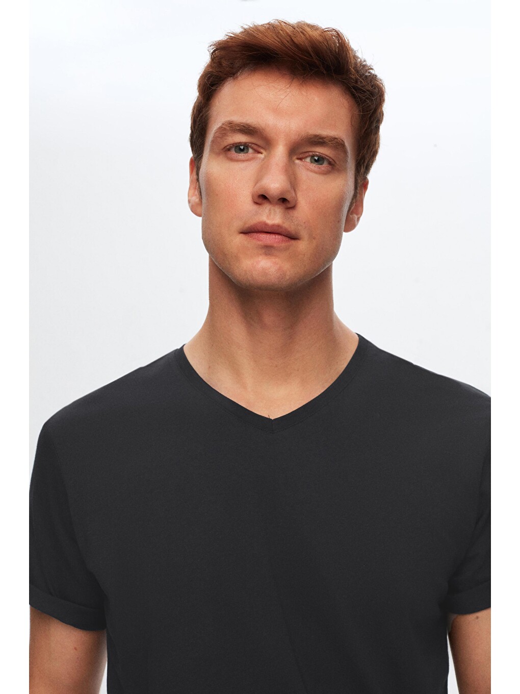 Slim Fit Antrasit V Yaka %100 Pamuk Tişört-2