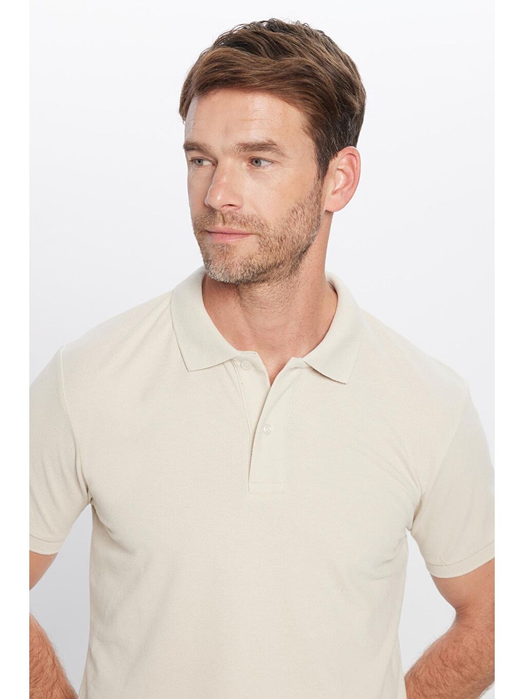 Bej Erkek Slim Fit Dar Kesim Pamuklu Yumuşak Dokulu Serin Tutan Kumaş Düz Pike Polo Yaka Tişört