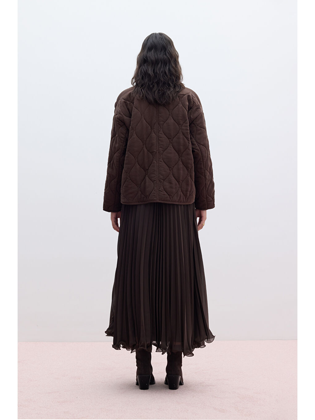 Kahverengi Düğmeli Kısa Kapitone Mont Acı Kahve-2