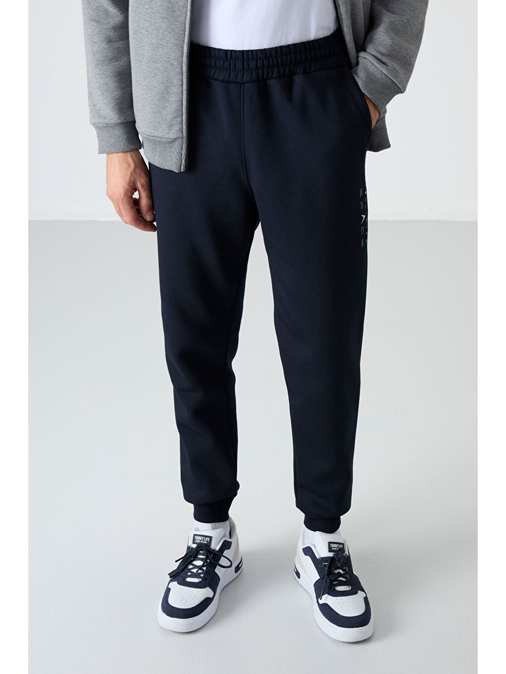 Gri Melanj - Lacivert Dik Yaka  Renk Geçişli İçi Polarlı Erkek Eşofman Takımı  - 85186-4