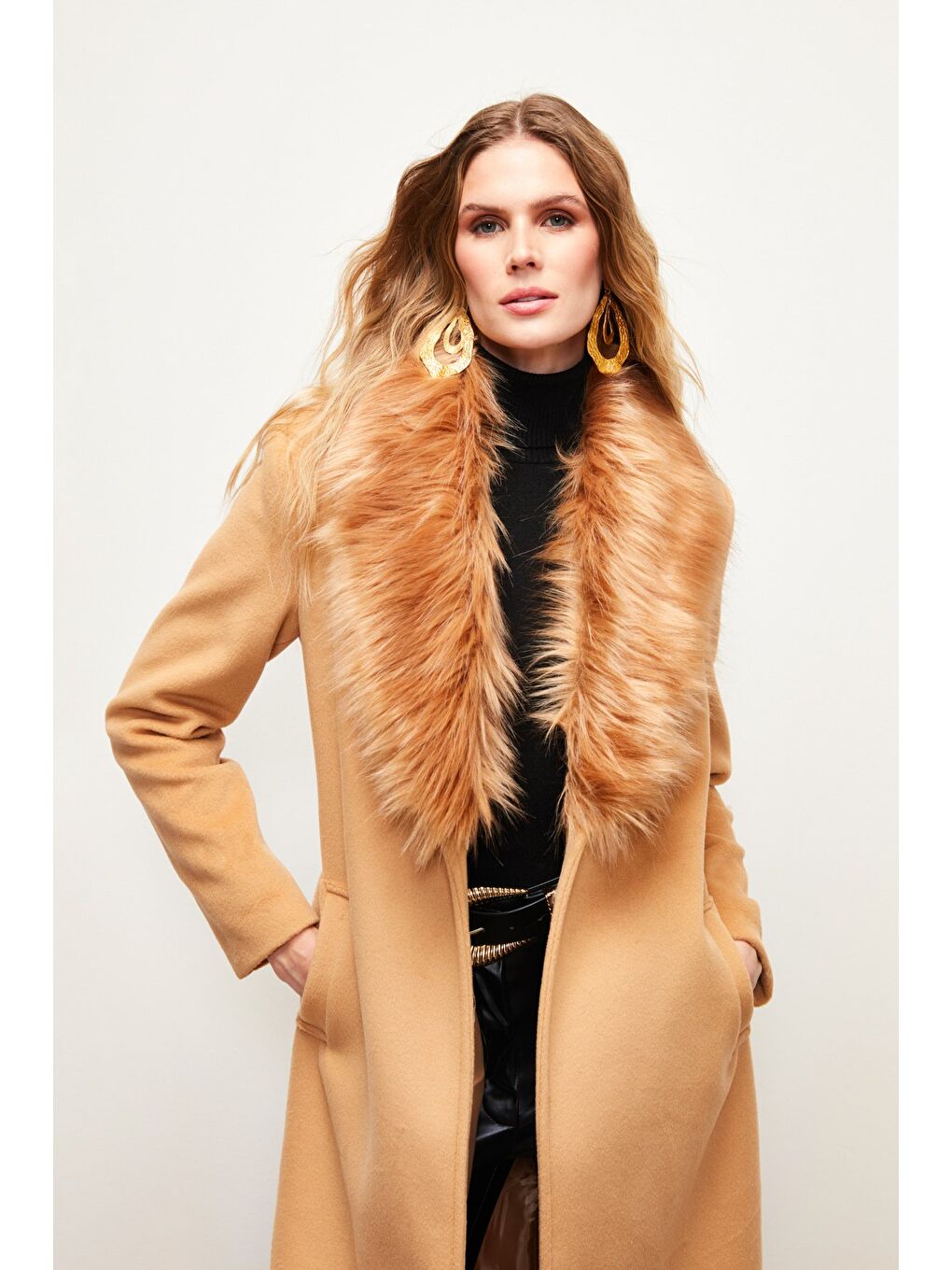 Kahverengi Yaka Kürklü Uzun Kaban - Camel-5