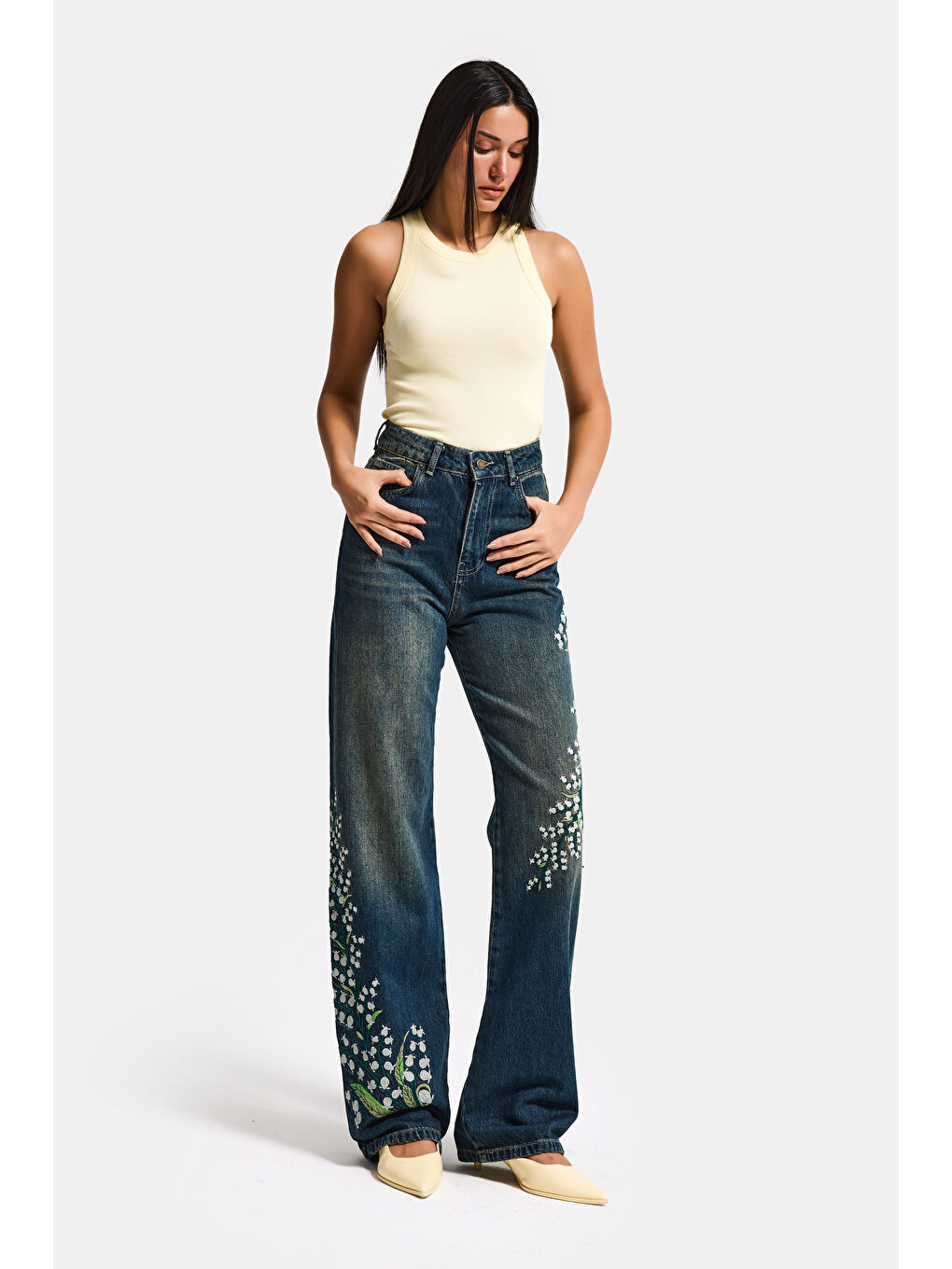 Mavi Kadın T.Kot Rengi 2w5-31 Straight Fit Yüksek Bel Özel Çiçek Kuş Nakışlı Tasarım Denim Jean-2