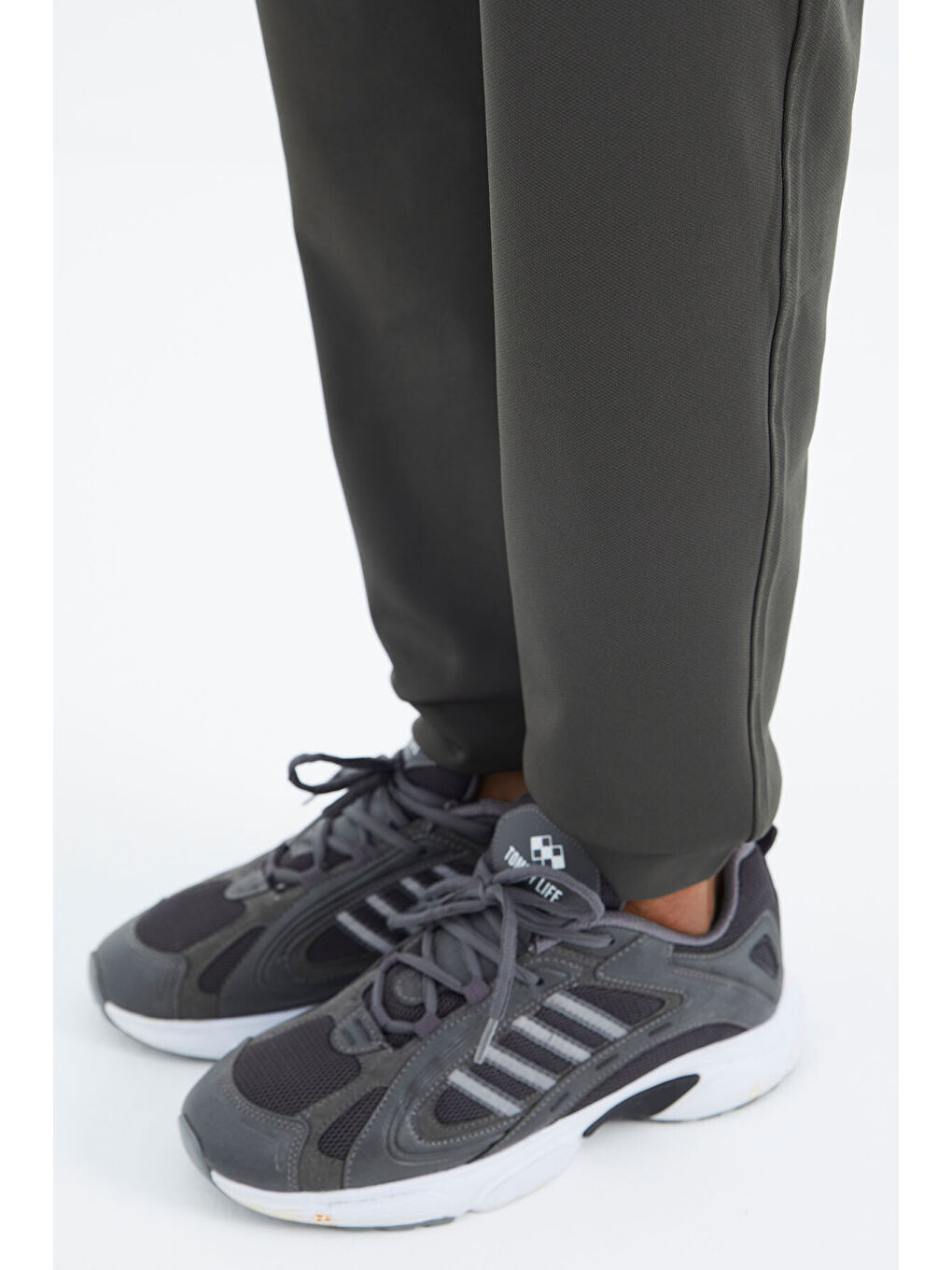 Haki Bağcıklı Cep Detaylı Rahat Kalıp  Erkek Jogger Eşofman Altı - 84993-4