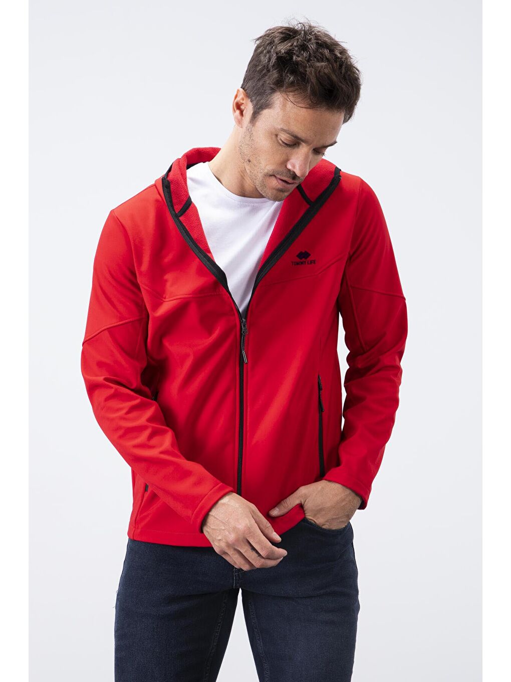 Kırmızı Fermuarlı Kapüşonlu Su ve Rüzgar Geçirmez Softshell Erkek Mont - 88051