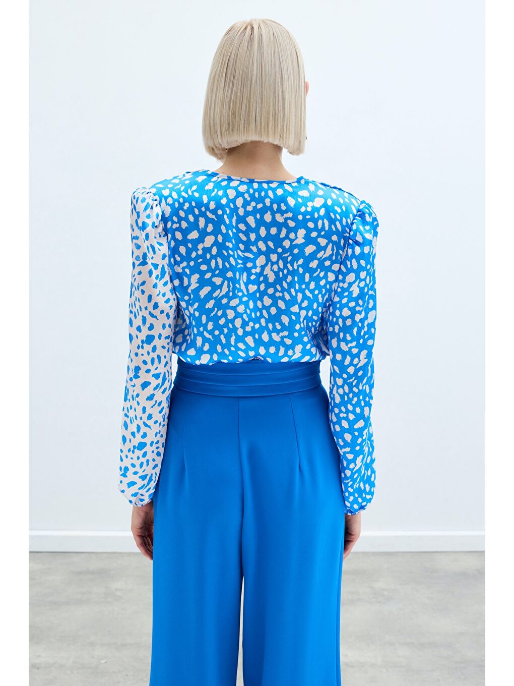 Kruvaze Desenli Bodysuit - Ekru-Lacivert-5