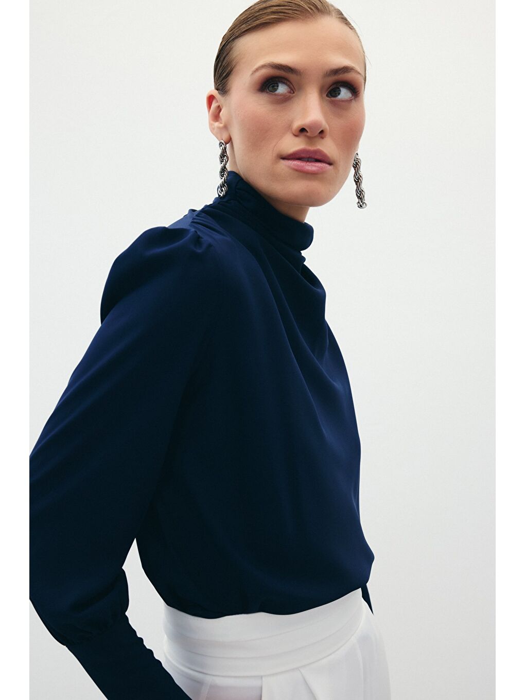 Drape Detaylı Bluz - Lacivert-6