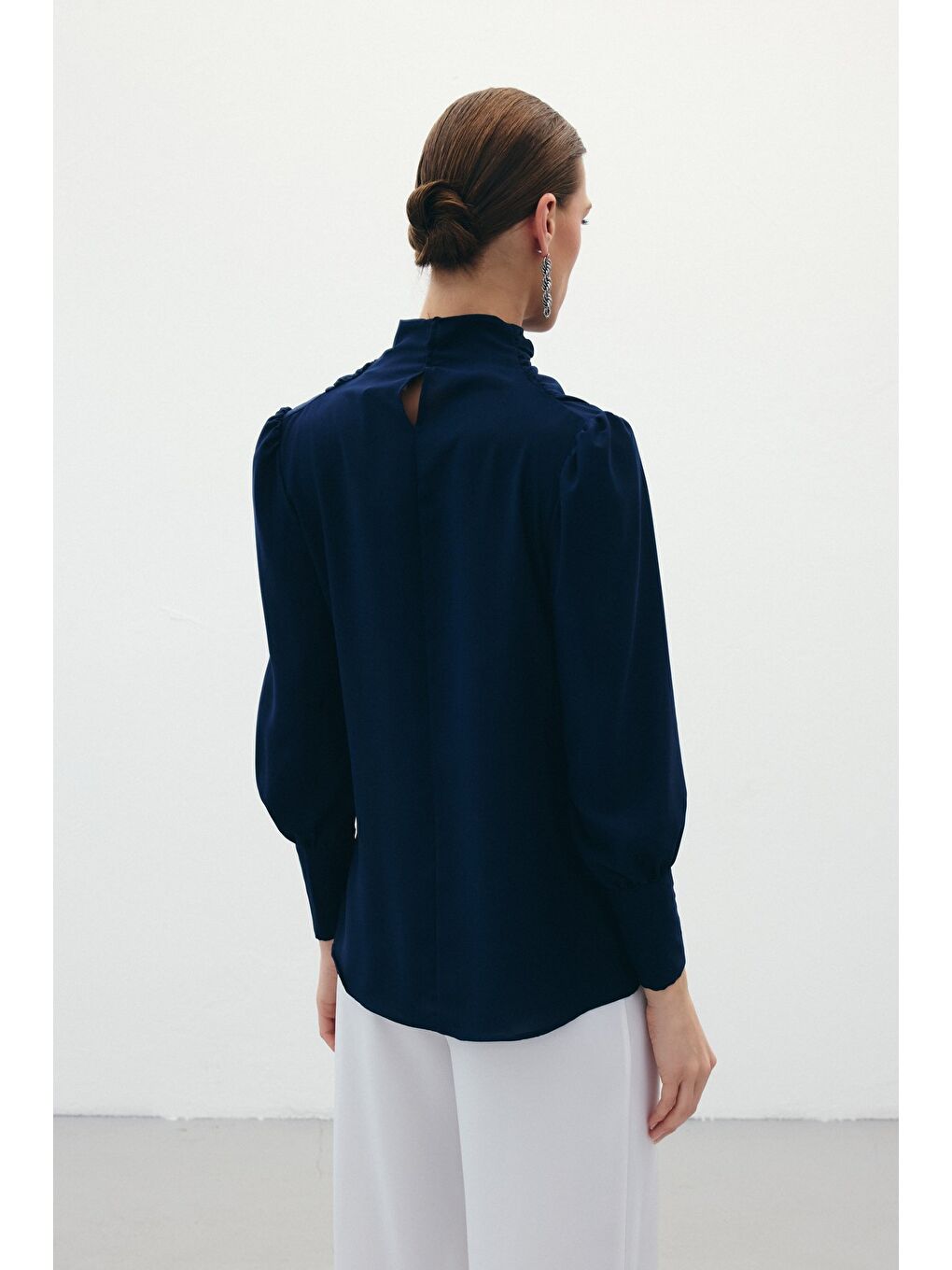 Drape Detaylı Bluz - Lacivert-7