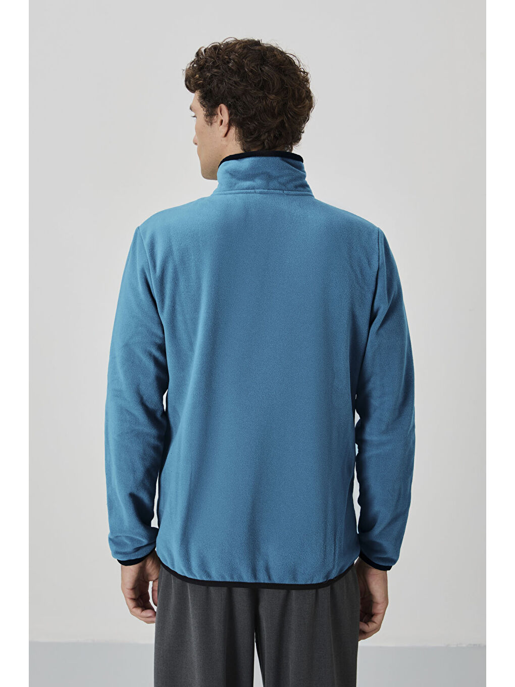 Yeşil Zümrüt Yazı Nakışlı Dik Yaka  Standart Kalıp Erkek Fermuarlı Sweatshirt Polar - 87992-4