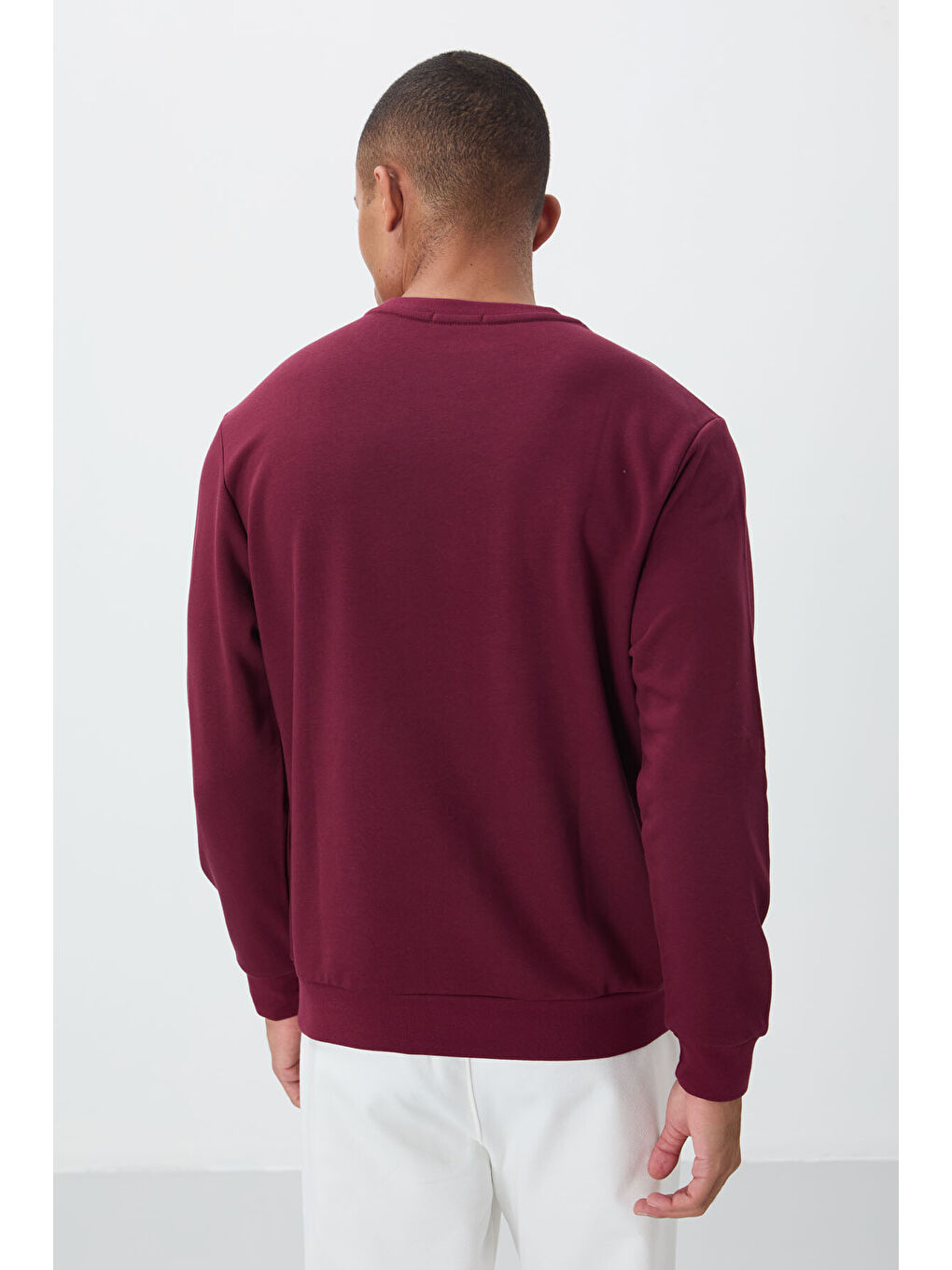 Bordo Erguvan Yazı Nakışlı Bisiklet Yaka Rahat Form Erkek Sweatshirt - 88020-4
