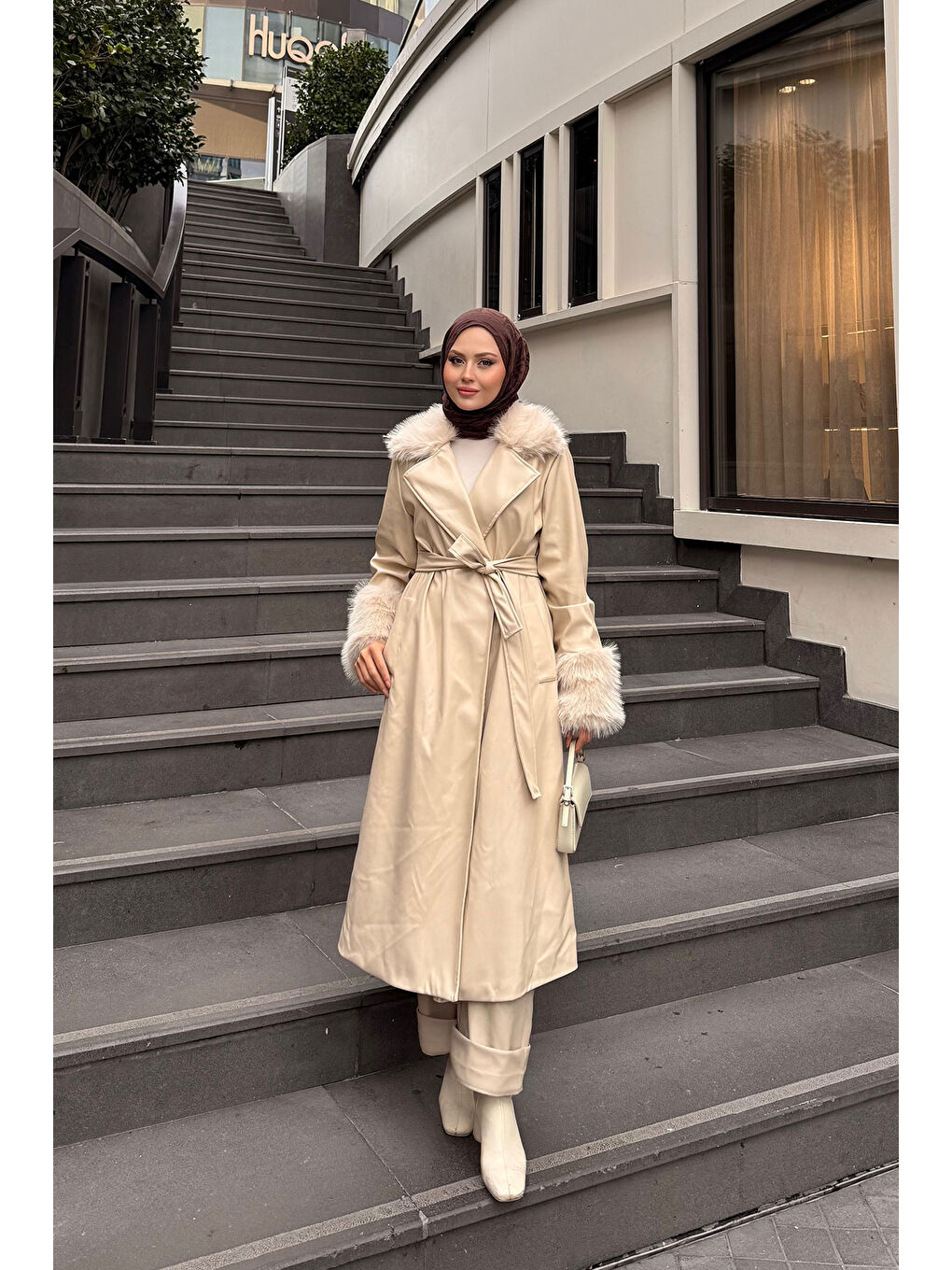 Ekru Kadın Yaka Kürk Detay Deri Trenç Krem-2