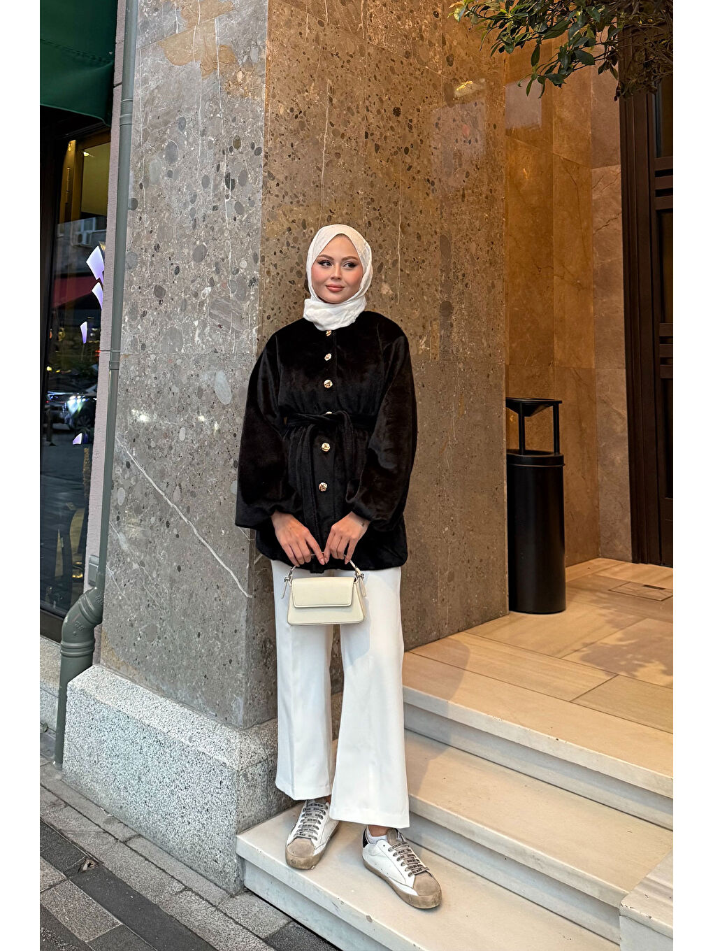 Kadın Beli Lastikli Tüylü Ceket Siyah-3