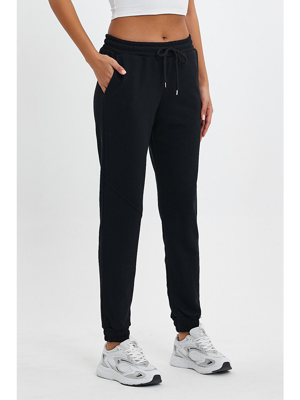 Siyah Kadın 3 İplik Kalın Rahat Kalıp Eşofman Altı spr24ea96-2