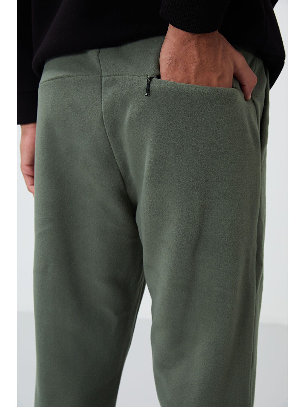 Yeşil Çağla Gizli Fermuarlı Rahat Form Lastik Paça Polar  Eşofman Alt - 84866-4