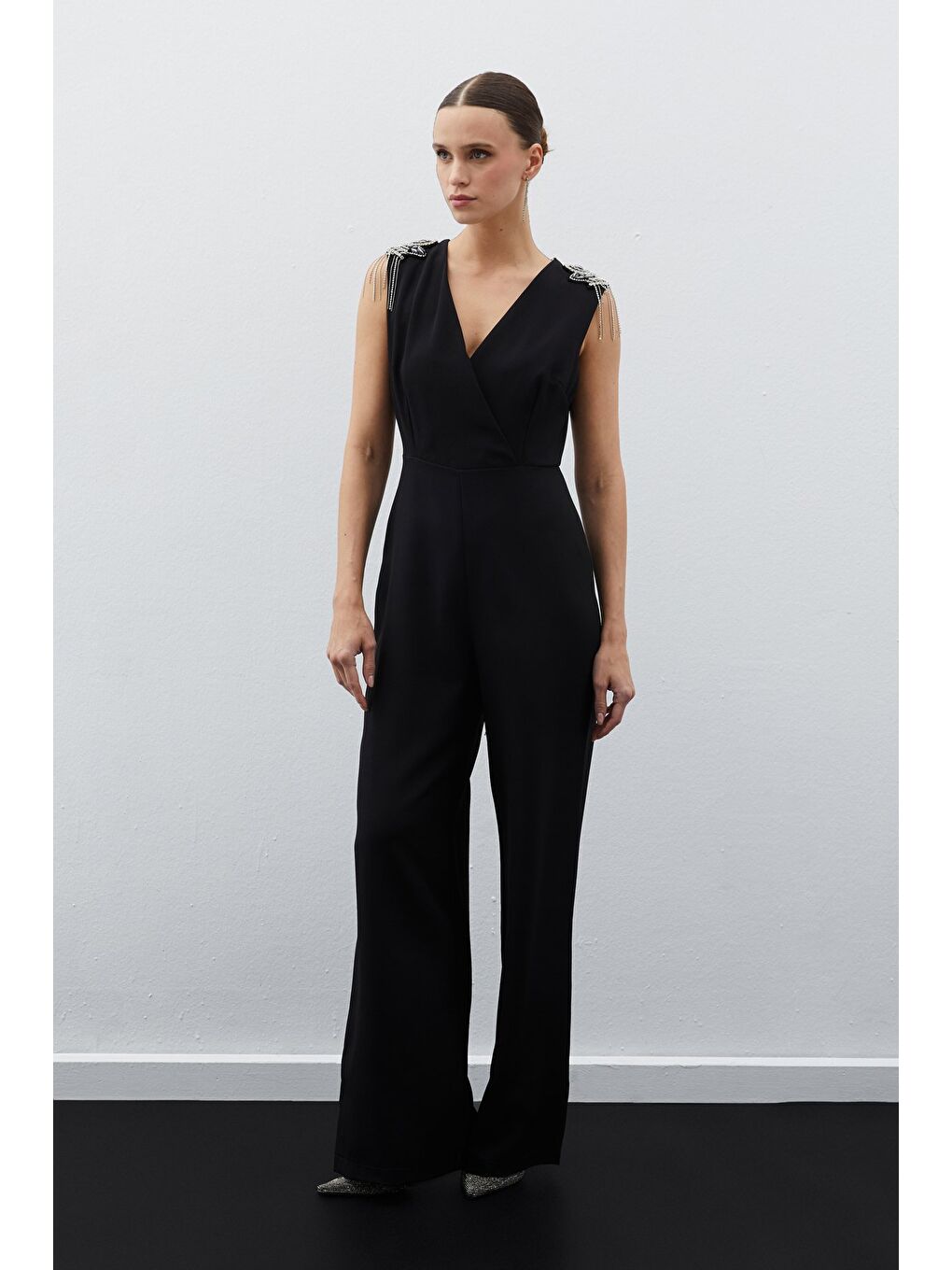 Aksesuar Detaylı Tulum - Siyah-1